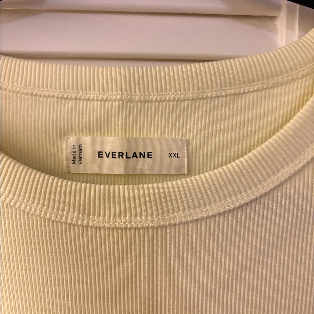 Everlane The '90s Rib Tee - Picture 6 of 6